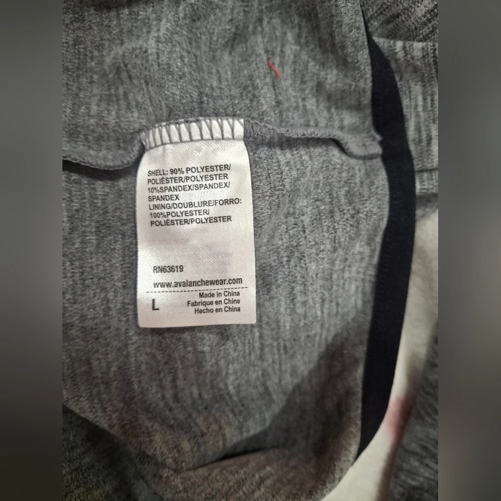 Avalanche Gray Quarter-Zip Pullover - Picture 8 of 8